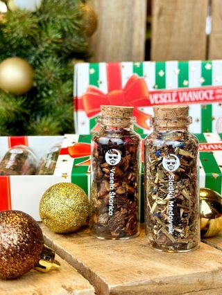 Už čoskoro v Tvojom hrnčeku ✨ #veselycaj #vesely #caj #tea #giftideas #giftidea #vianoce #skorica #gingerbread #cinamon